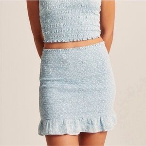 ABERCROMBIE & FITCH Smocked Floral Mini Skirt